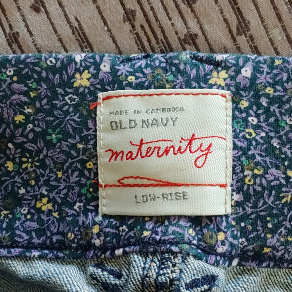 Maternity capris - Picture 4 of 5